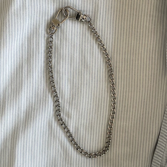 Brandy Melville Jewelry - Brandy Melville Silver Chain Necklace